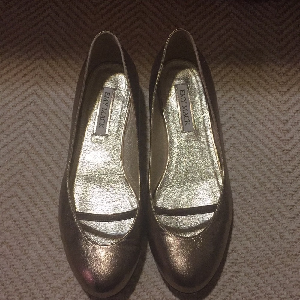 Emy Mack Gold Flats Sz 8M